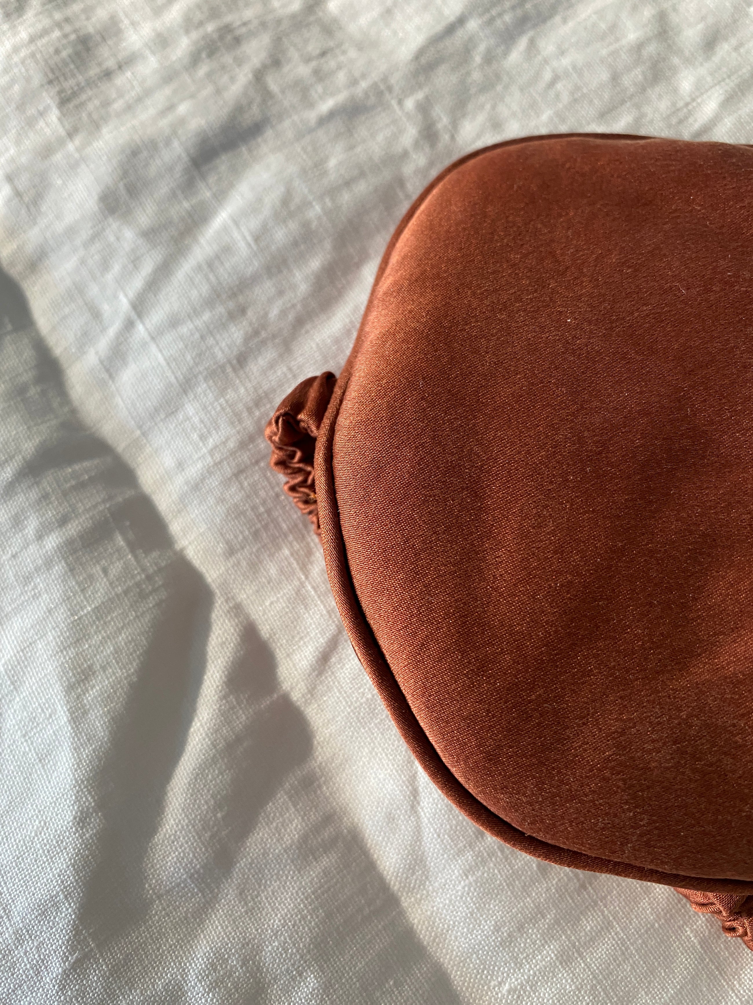 Masque de nuit en soie pure Safran