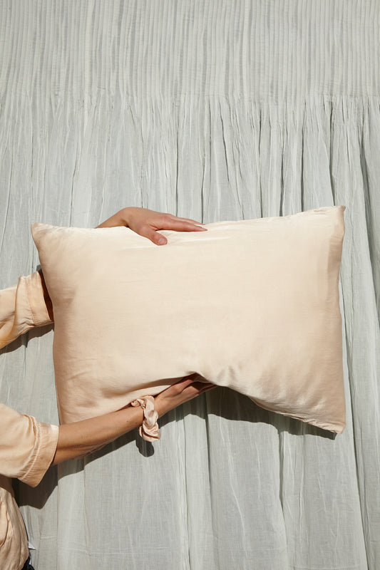 Silk Pillow Case Quartz